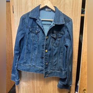 Chico's Blue Jean Jacket size 1 ( medium) detailing on back with stretch